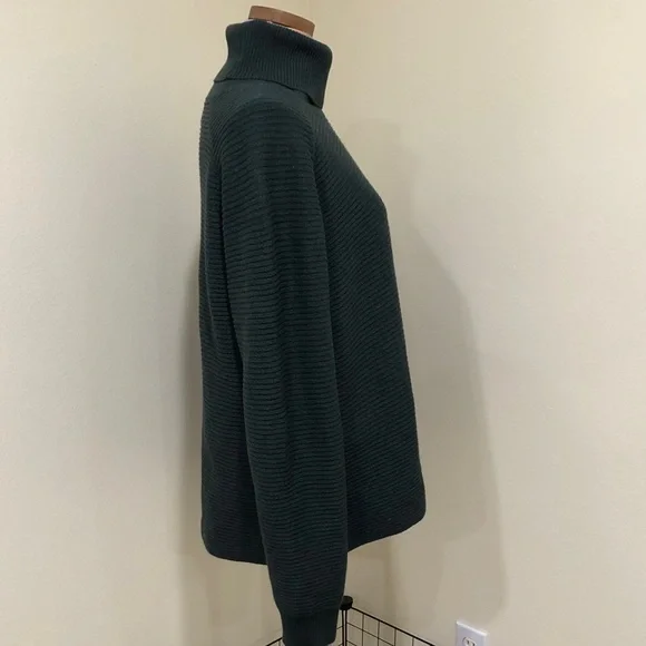SOLD Kuhl Solace Sweater Size Large Dark Green Ribbed Turtleneck Pullover - Picture 5 of 14